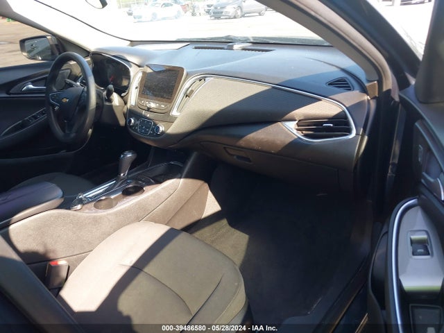 Chevrolet MALIBU LT 2019 1G1ZD5STXKF106142 Image 5