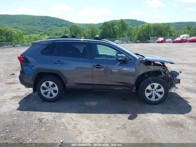 Toyota RAV4 LE 2019 2T3G1RFV4KC015068 Image 13
