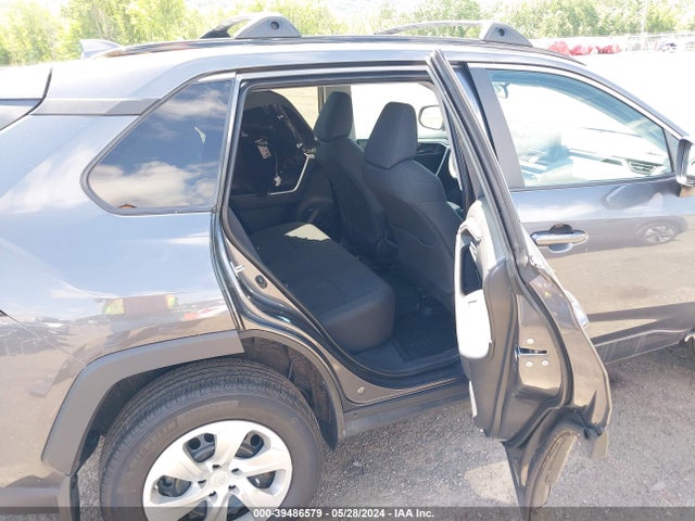 Toyota RAV4 LE 2019 2T3G1RFV4KC015068 Image 8