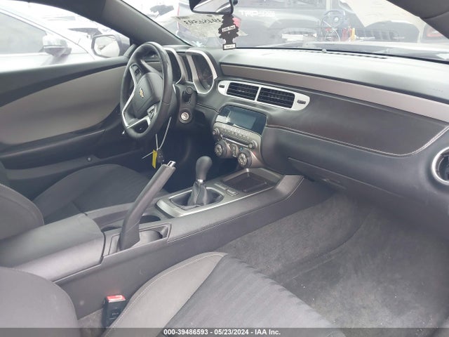 Chevrolet Camaro 1ls 2015 2G1FA1E30F9114636 Image 5