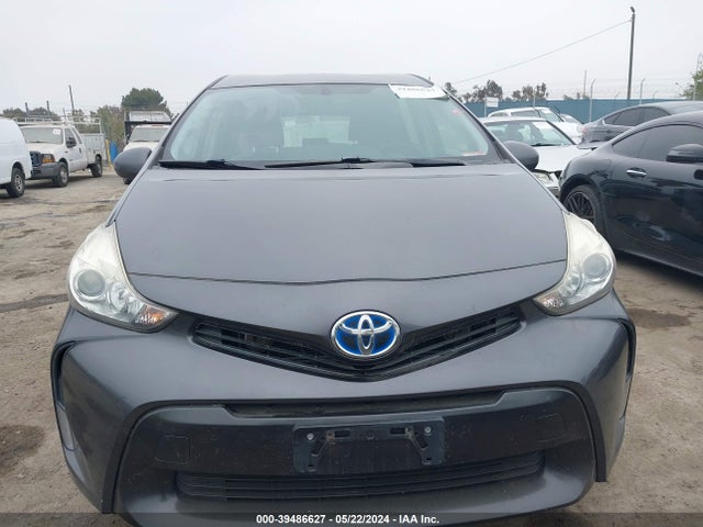 Toyota Prius V Four 2015 JTDZN3EU6FJ030158 Image 12