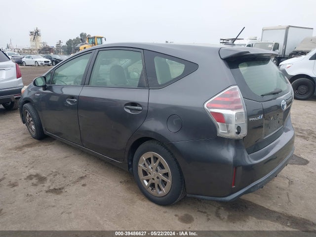 Toyota Prius V Four 2015 JTDZN3EU6FJ030158 Image 3