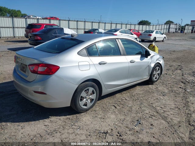 Chevrolet Cruze Ls Auto 2017 1G1BC5SM6H7203144 Image 4