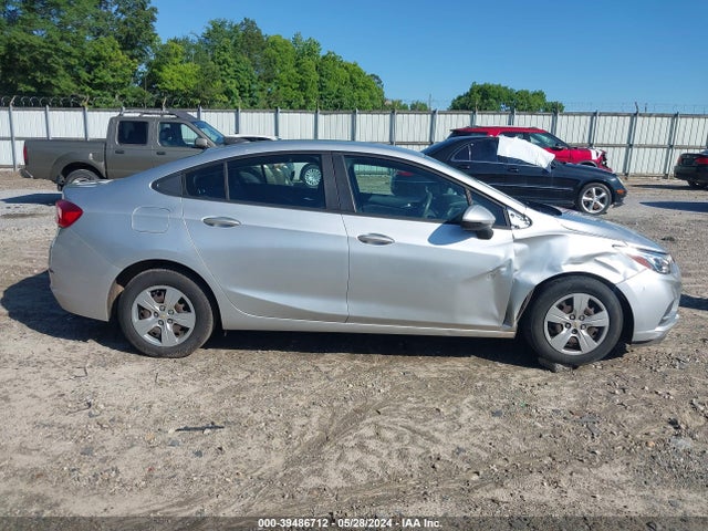 Chevrolet Cruze Ls Auto 2017 1G1BC5SM6H7203144 Image 6