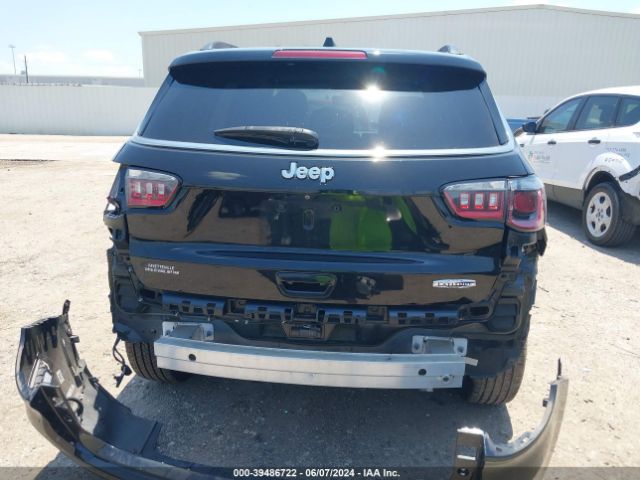3C4NJCBB9JT248304 Jeep Compass Latitude Fwd