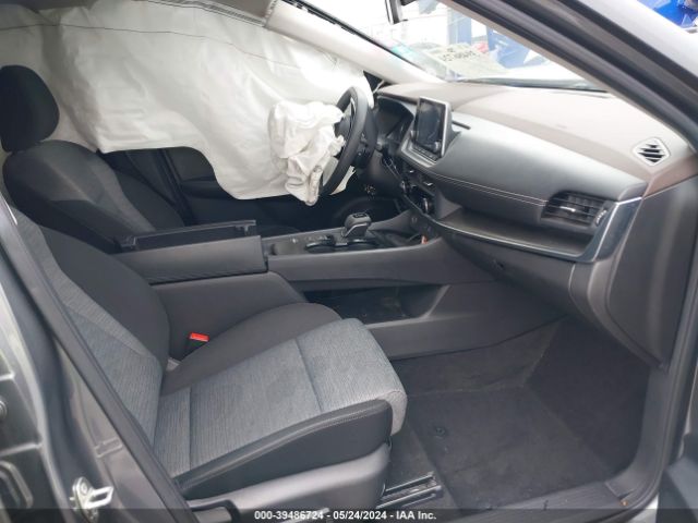 JN8BT3BA1PW004075 Nissan Rogue Sv Fwd