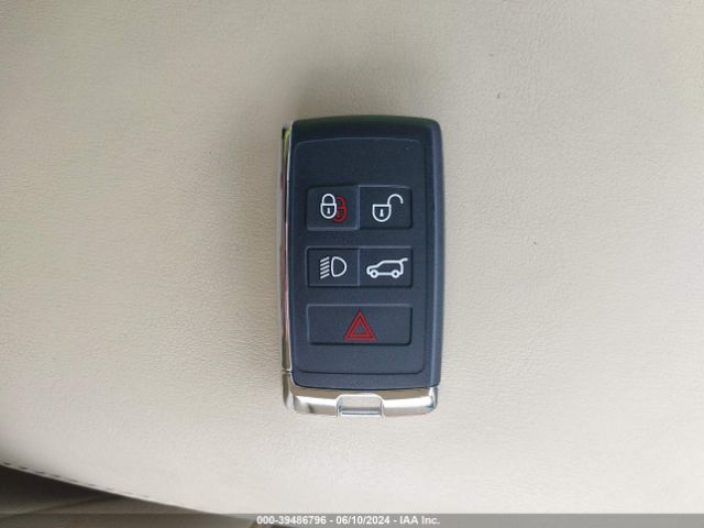 SADCZ2EE4RA729374 Jaguar F-pace Svr P550 Awd Automatic