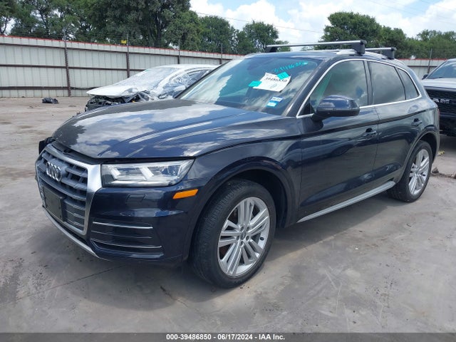 WA1BNAFYXK2021761 Audi Q5 45 Premium