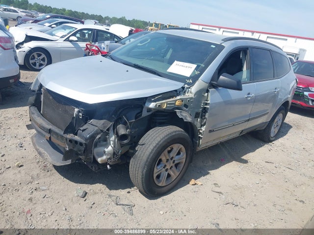 Chevrolet Traverse Ls 2017 1GNKVFED5HJ187452 Image 2
