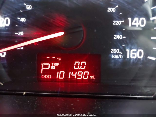 5XYKT3A68EG471738 KIA SORENTO LX