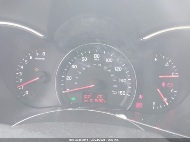 5XYKT3A68EG471738 KIA SORENTO LX