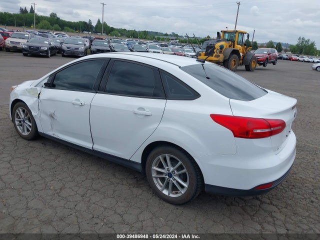 Ford FOCUS SE 2016 1FADP3F2XGL271900 Image 3