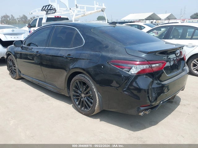Toyota CAMRY XSE 2022 4T1K61AK4NU015772 Image 3