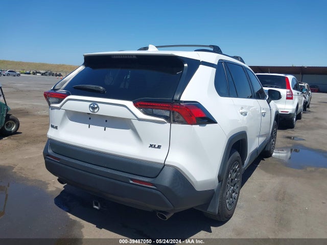 Toyota Rav4 Xle 2021 2T3W1RFV0MC125291 Image 4