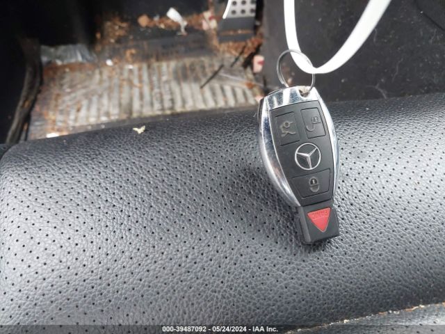 WDDGF4HB3EA950855 Mercedes-Benz C 250 Luxury/sport