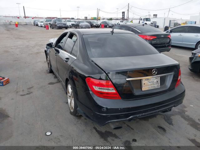WDDGF4HB3EA950855 Mercedes-Benz C 250 Luxury/sport