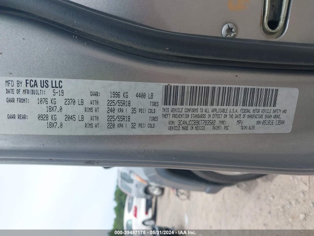 3C4NJCCB9KT793502 Jeep Compass Limited Fwd