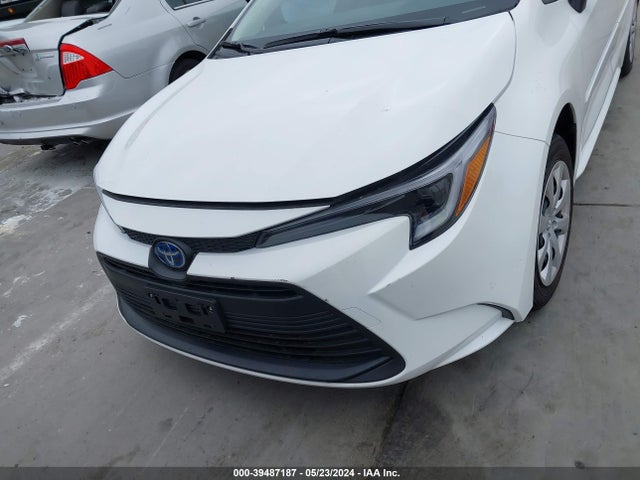 Toyota Corolla Hybrid Le 2024 JTDBCMFE0R3035241 Image 12