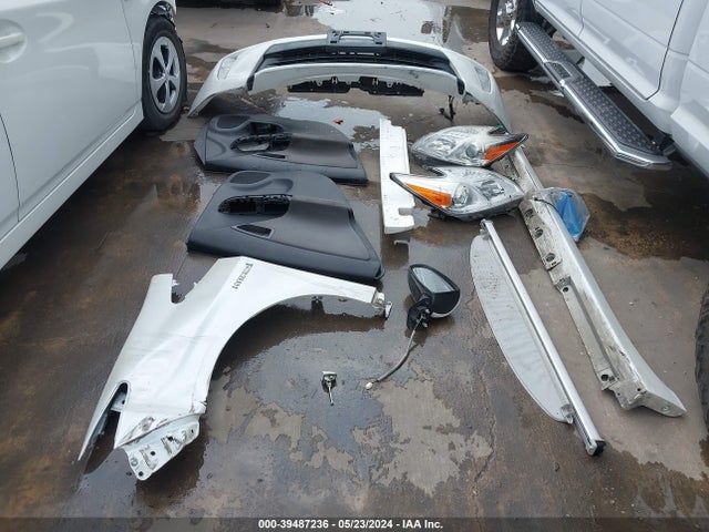 Toyota Prius Two 2015 JTDKN3DU4F1945223 Image 12