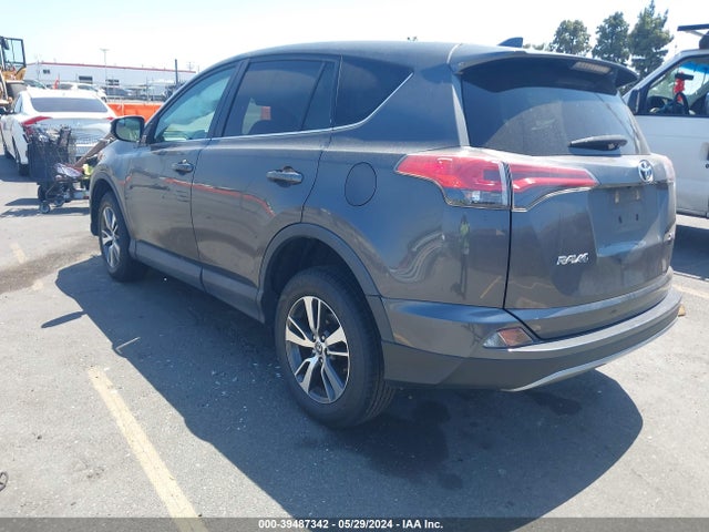 Toyota Rav4 Xle 2018 2T3WFREV4JW484091 Image 3