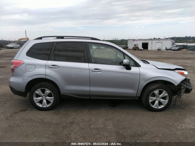 Subaru Forester 2.5i Premium 2016 JF2SJAGC6GH418247 Image 13