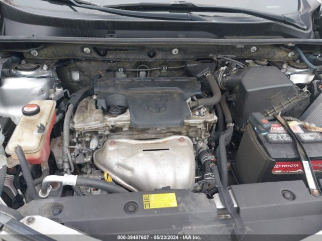 JTMRFREV4FJ024190 Toyota Rav4 Xle