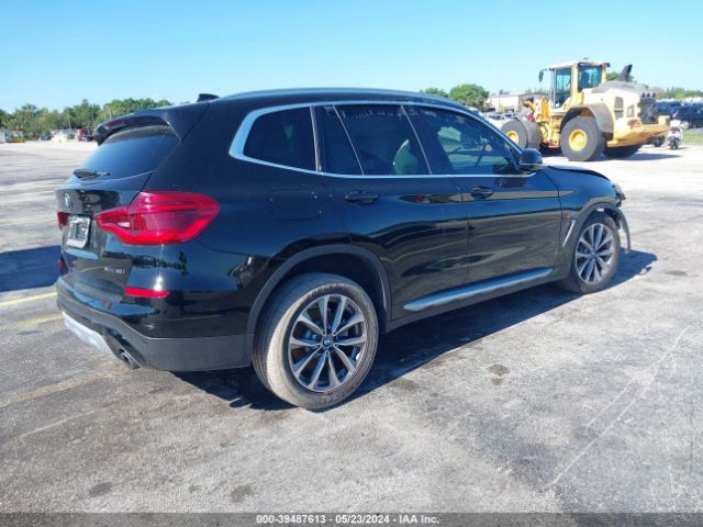 5UXTR7C50KLF29776 BMW X3 Sdrive30i