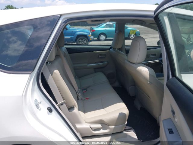 JTDZN3EU7E3333260 Toyota Prius V Five