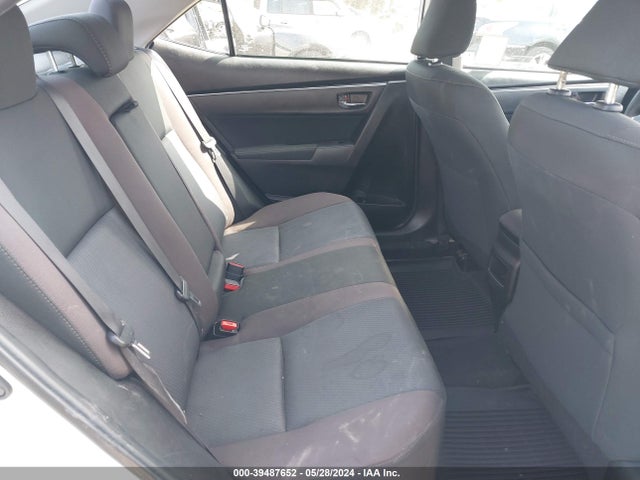 Toyota COROLLA LE 2018 5YFBURHE9JP800160 Image 8