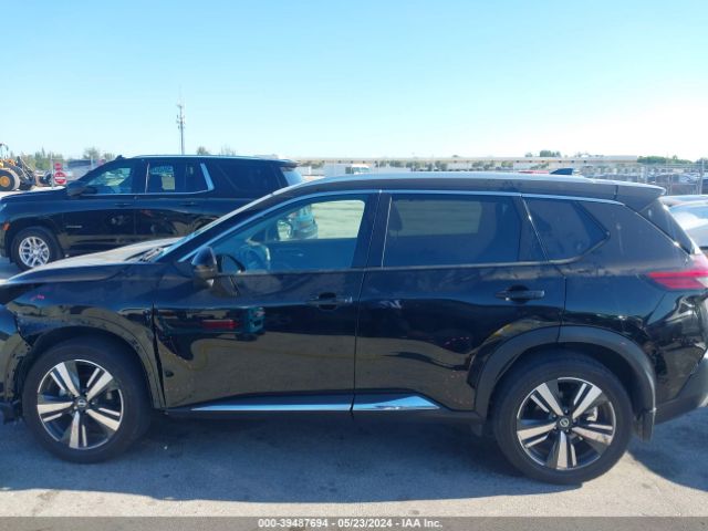 5N1AT3CA6MC837045 Nissan Rogue Sl Fwd