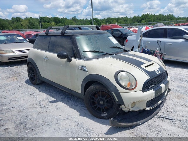 2010 MINI COOPER S WMWMF7C50ATZ70556 Photo 0