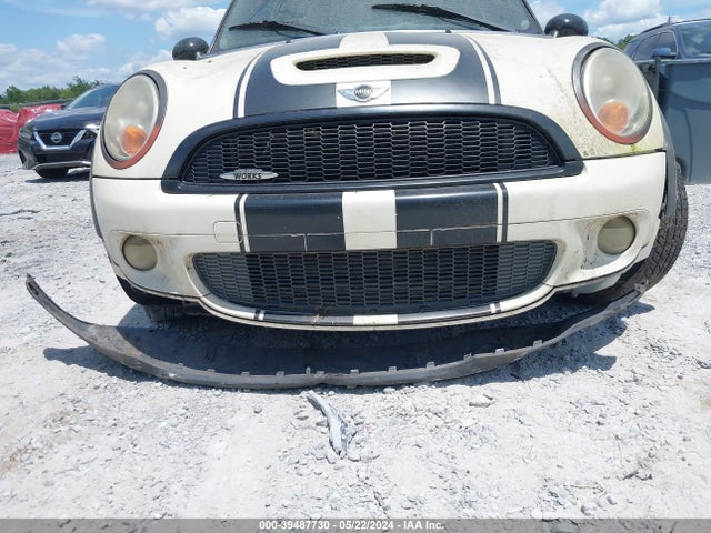2010 MINI COOPER S WMWMF7C50ATZ70556 Photo 5
