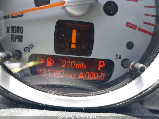 2010 MINI COOPER S WMWMF7C50ATZ70556 Photo 6