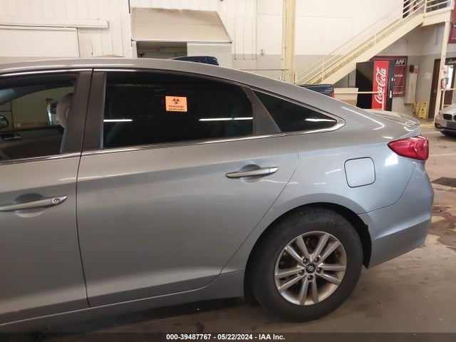 Hyundai SONATA SE 2017 5NPE24AF5HH559553 Image 14