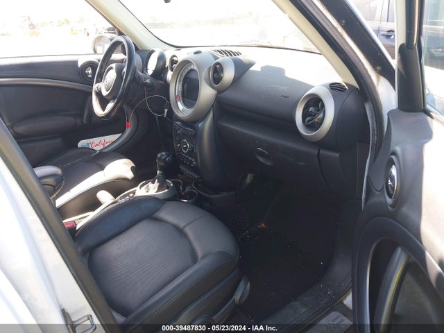 2011 MINI COOPER S COUNTRYMAN WMWZC5C56BWL53195 Photo 4