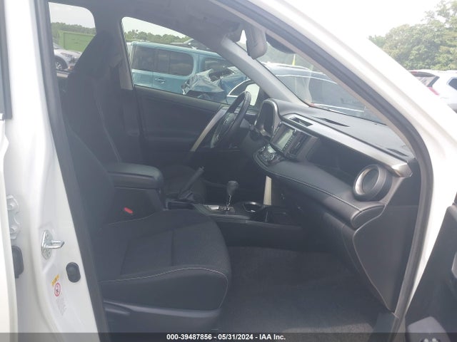 Toyota Rav4 Xle 2016 JTMWFREV7GD081793 Image 5