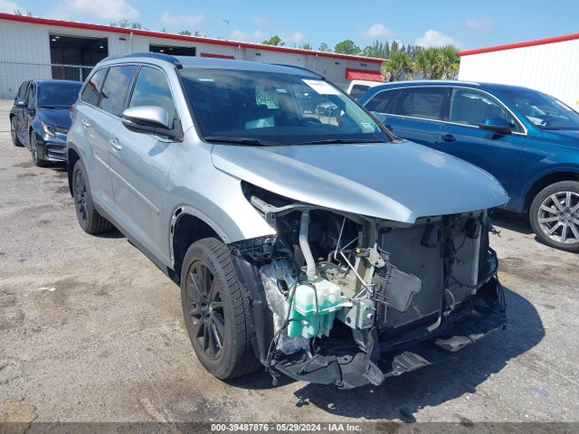 Toyota Highlander Se 2019 5TDJZRFH1KS563876 Image 1