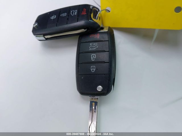 KNDJN2A23K7678592 KIA Soul
