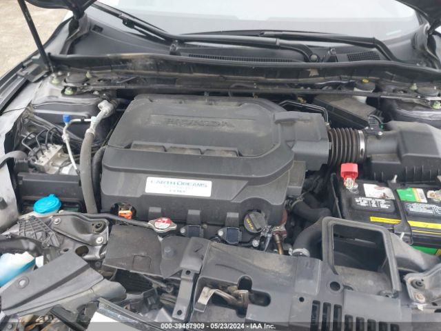 1HGCR3F97HA034793 Honda Accord Touring V6