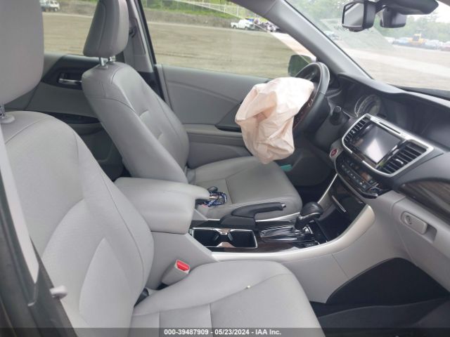 1HGCR3F97HA034793 Honda Accord Touring V6