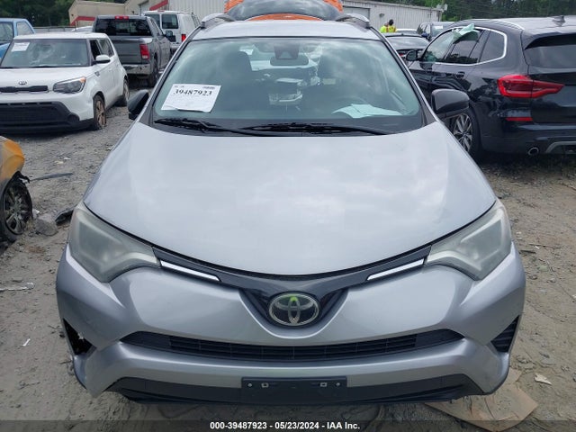 Toyota RAV4 LE 2017 2T3ZFREV1HW355491 Image 12