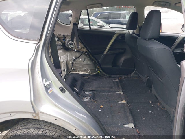 Toyota RAV4 LE 2017 2T3ZFREV1HW355491 Image 8