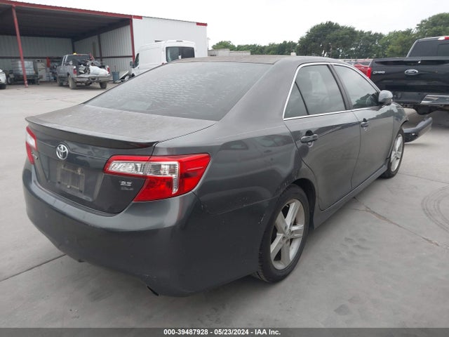 Toyota CAMRY SE 2014 4T1BF1FKXEU744724 Image 4