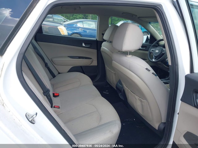 KIA Optima Lx 2018 5XXGT4L34JG248349 Image 8