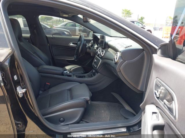 WDDSJ4GB8JN548035 Mercedes-Benz CLA 250 4MATIC