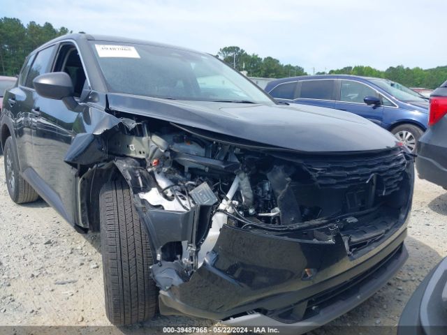 5N1BT3AA8PC896156 Nissan Rogue S Fwd