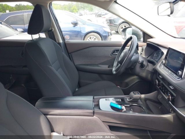 5N1BT3AA8PC896156 Nissan Rogue S Fwd