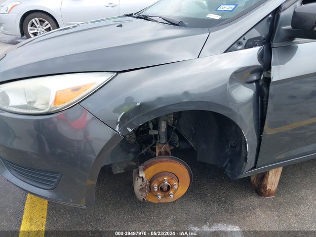 Ford FOCUS SE 2016 1FADP3F24GL395175 Image 6