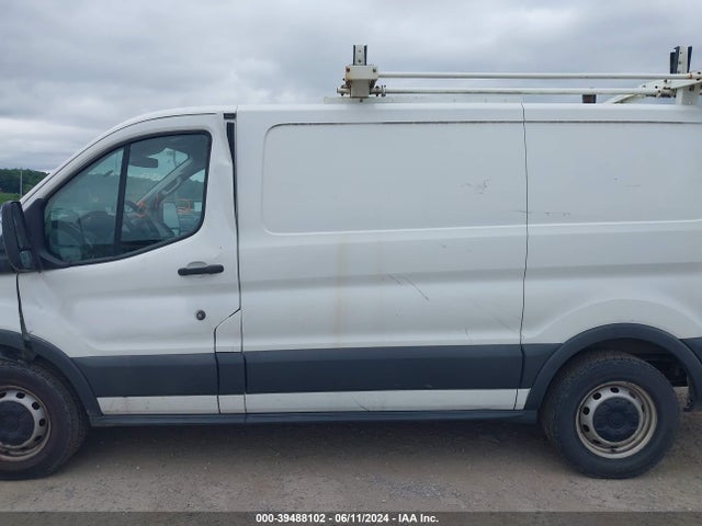 Ford Transit-150 2017 1FTYE1YM6HKA68093 Image 14