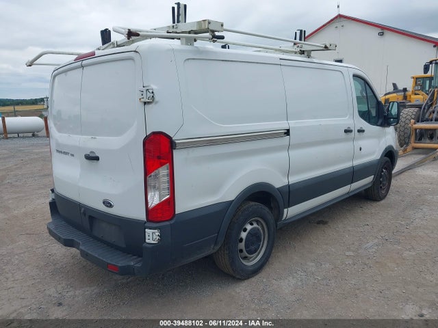 Ford Transit-150 2017 1FTYE1YM6HKA68093 Image 4